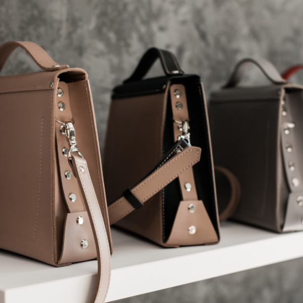 Designer Handbag Authentication: What Experts Look for Beyond the Logo 